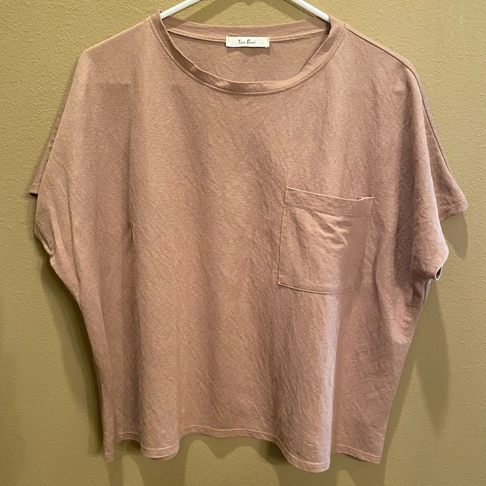 Tres-Bien Tan shirt medium
